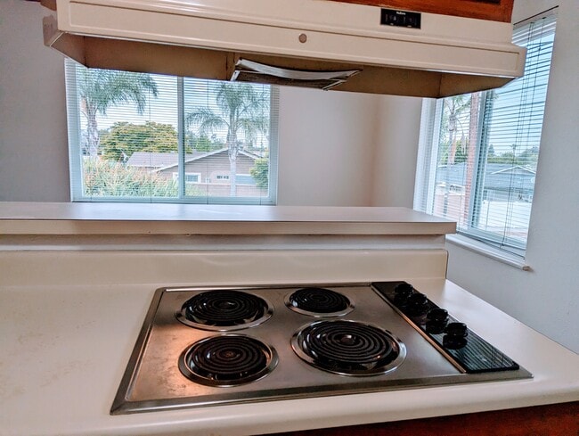 Photo - 2988 Royal Palm Dr Unidad D