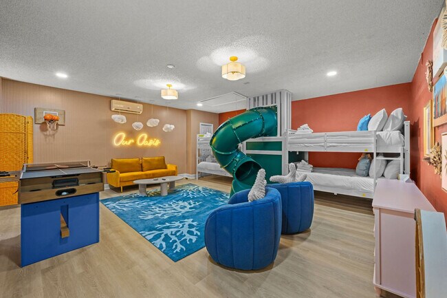 Photo - 9800 E Bay St Unidad ID1265157P