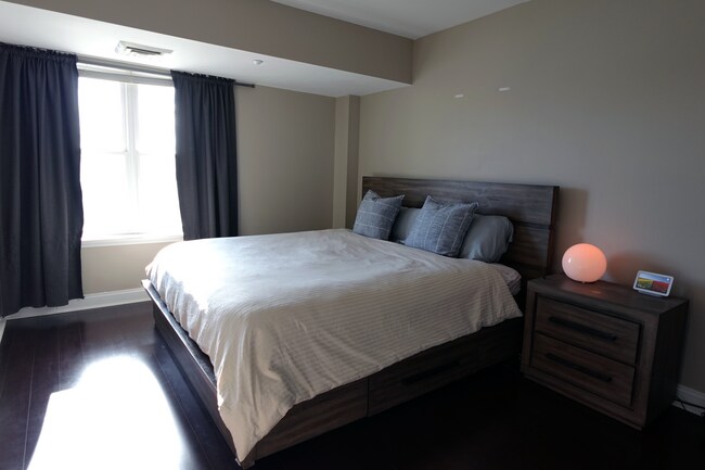 Photo - 10 Seaport Dr Unit 2409
