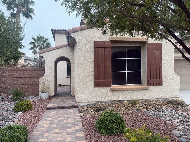 Photo - Beautifully maintained rental home located on a quiet cul-de-sac in the heart of Summerlin