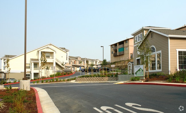 Photo - Avian Glen Apartments