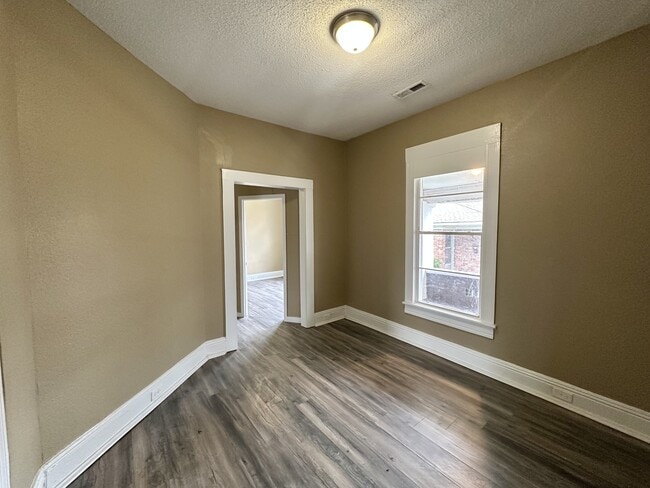 Photo - 1213 Alabama Ave SW