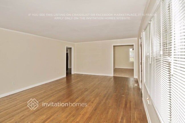 Photo - 6323 Temple St