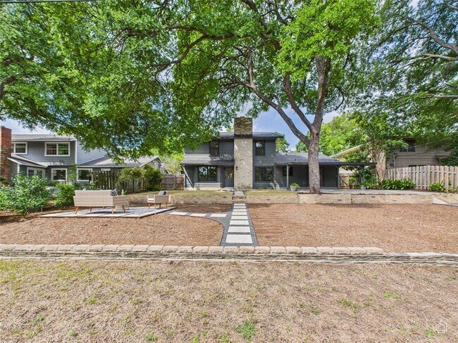 Photo - 7019 Creighton Ln House