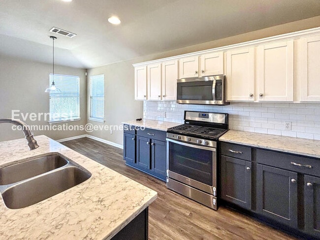 Photo - 1208 Willowbrook Dr