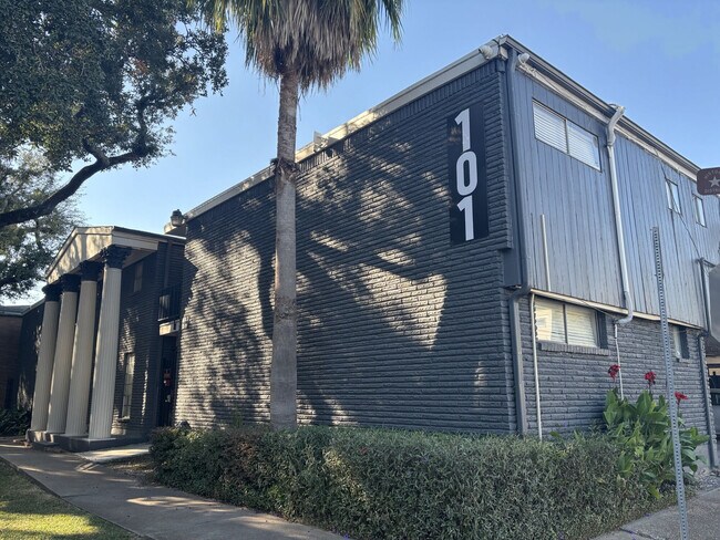 Avondale Apartments