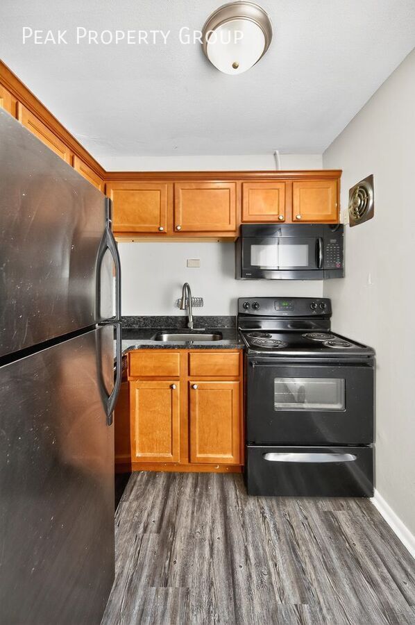 Photo - 3505 Telford St Unit 4