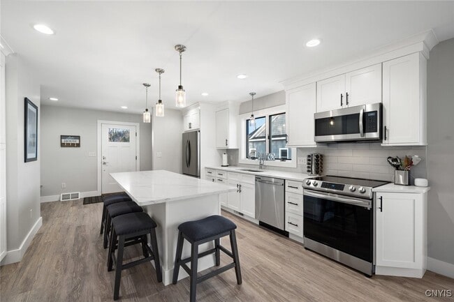 Building Photo - 6620 Procrastination Dr