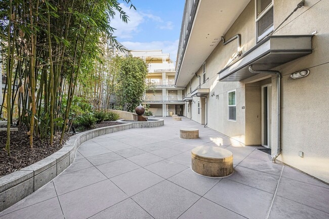 Photo - 3090 Glascock St