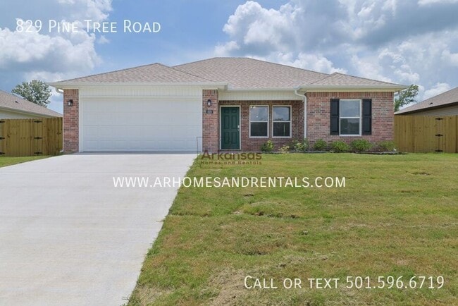 Building Photo - 829 Pine Tree Rd