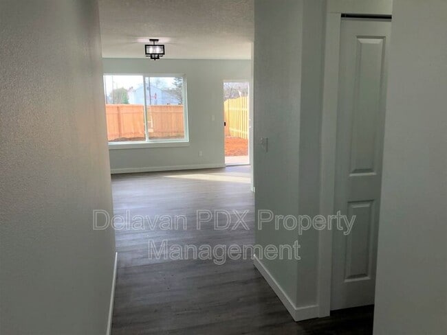 Photo - 1396 Kimber Ct