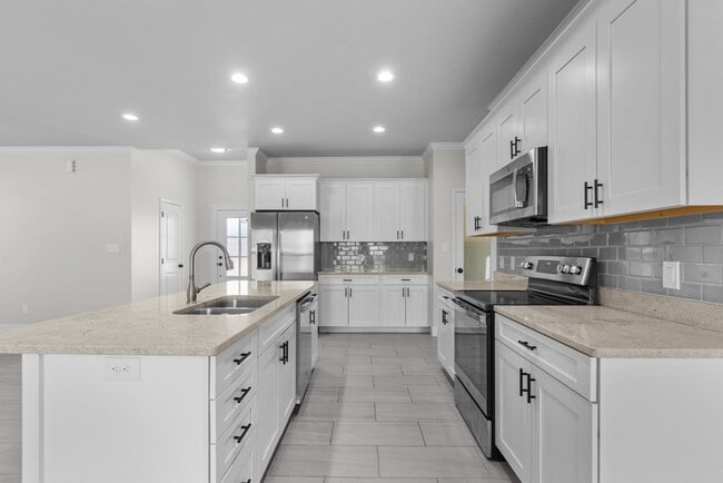 Photo - 1003 Bromegrass St