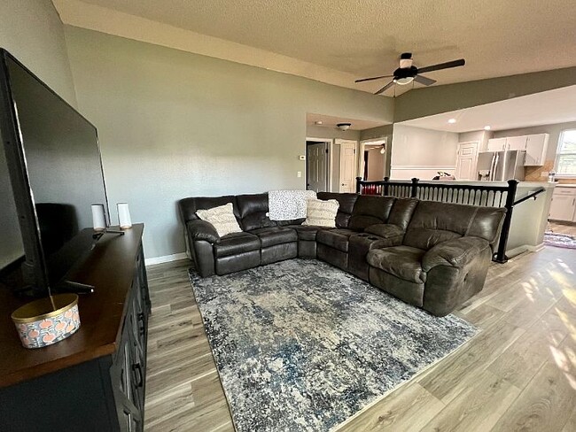 Photo - 4101 Rogers Ave