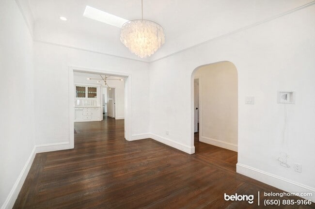 Photo - 1287 Sanchez St