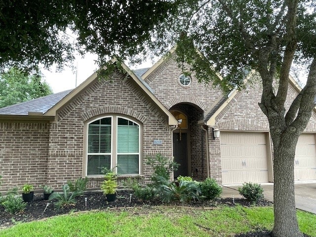 2801 Field Hollow Dr