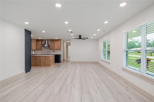 Photo - 4712 W Bay Ave