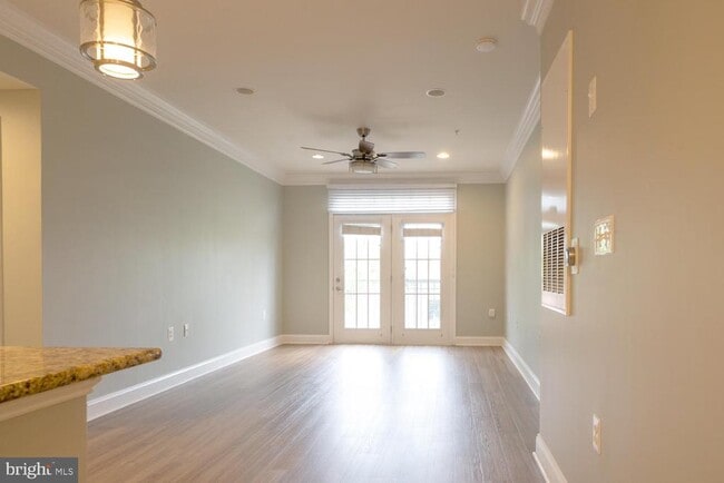 Photo - 1115 Cameron St Unit 305