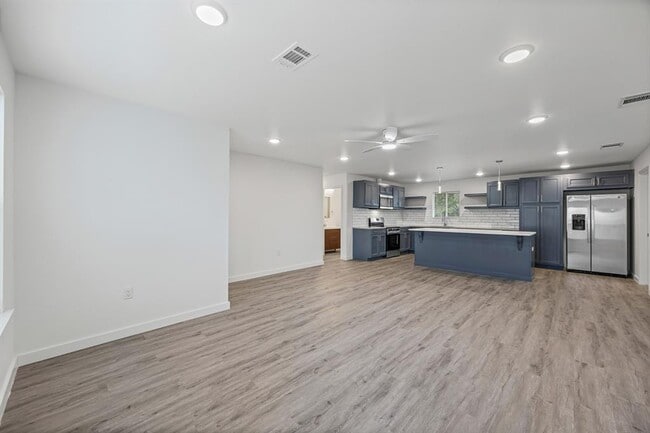 Photo - 1100 Monte Vista Dr