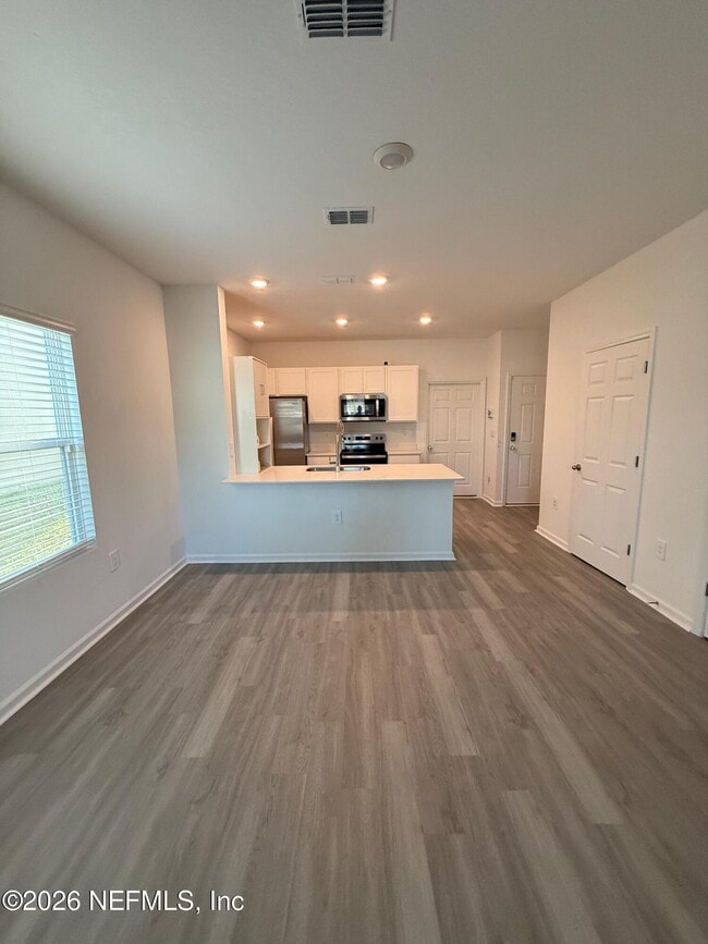 Photo - 891 Rivertree Pl