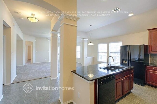 Photo - 5000 Blackwood Dr