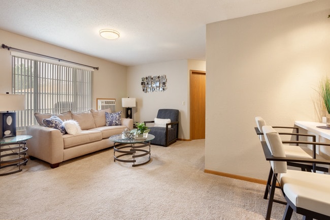 Photo - Windward Cove Apartments