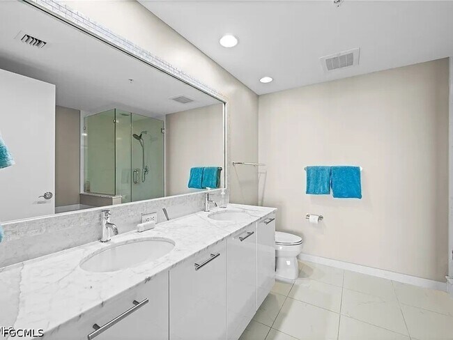 Photo - 3000 Oasis Grand Blvd Unit 2402