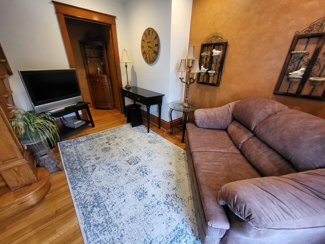 Suite #2