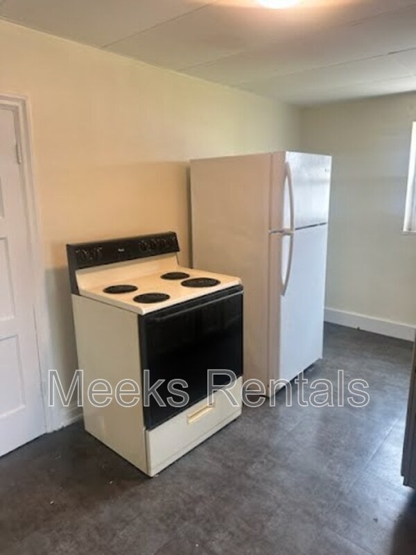 Photo - 405 29th St W Unidad Apt. B