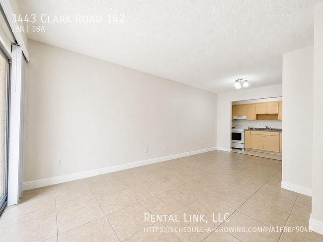 Photo - 3443 Clark Rd
