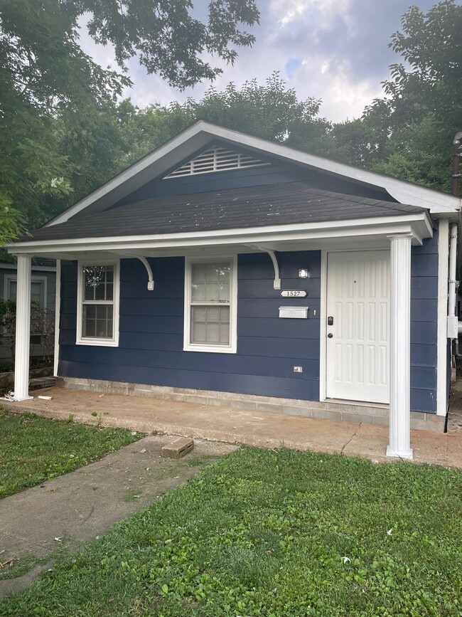 Front - 1527 Kenton St