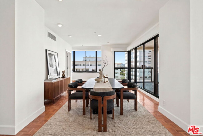 Photo - 10724 Wilshire Blvd Unit 1104