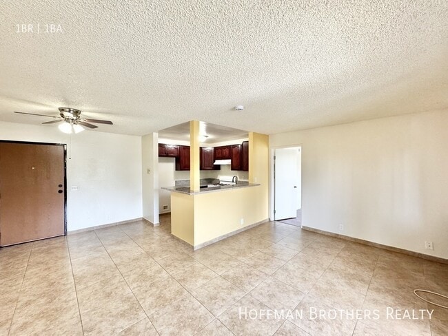 Photo - 15040 Vanowen St Unidad 209