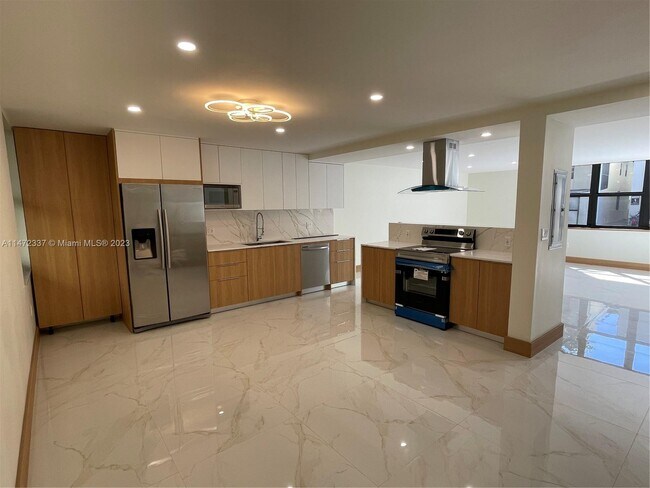 Photo - 20301 NE 30th Ave