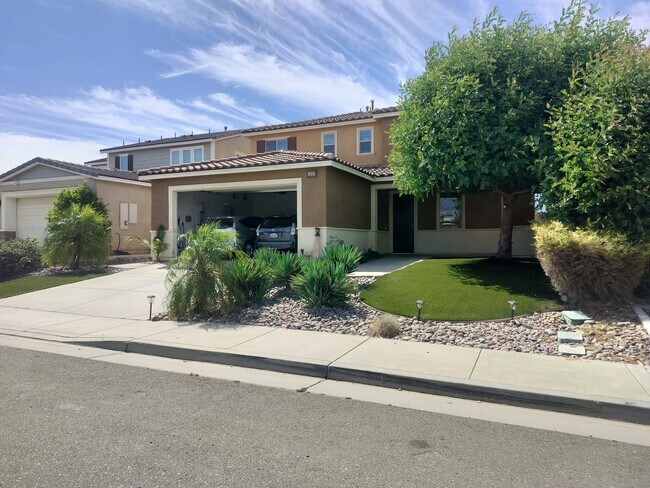 Photo - 1357 Bannock St