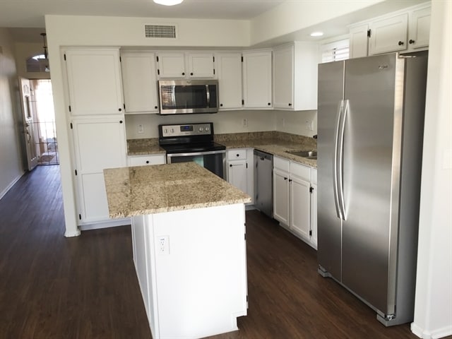 Photo - 15439 S 45th St