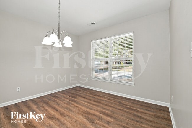 1027 Enderbury Dr