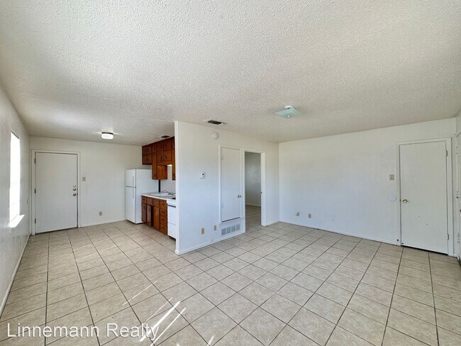 Photo - 1 br, 1 bath House - 1313 W STAN SCHLUETER LP