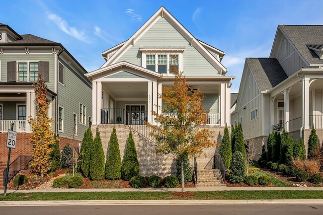 Building Photo - 5045 Kathryn Ave