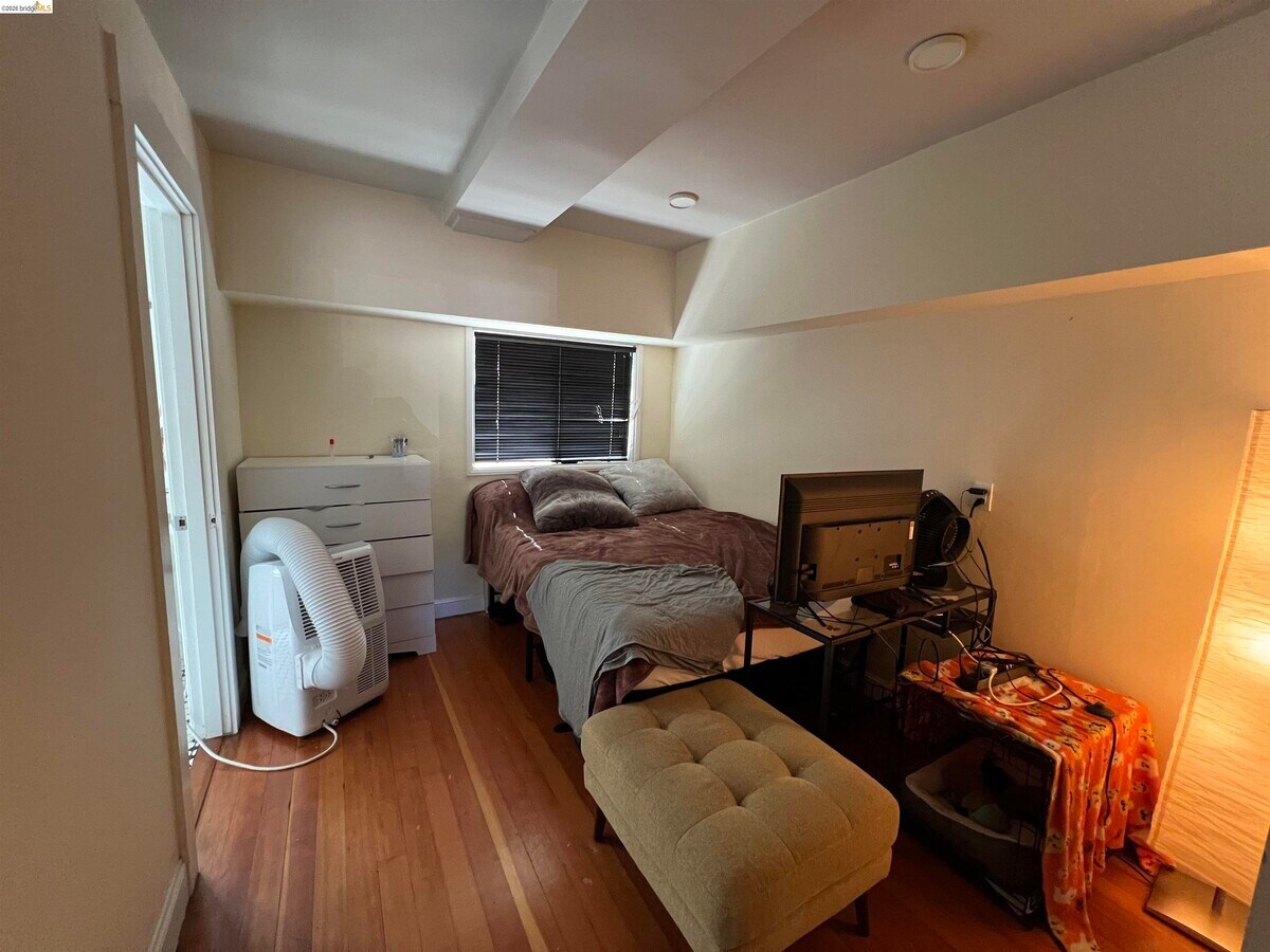 Photo - 1532 Milvia St Unit #2