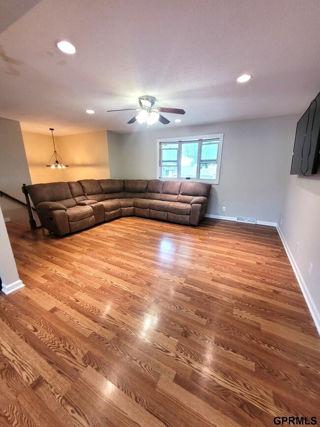 Photo - 13908 Meadow Ridge Rd