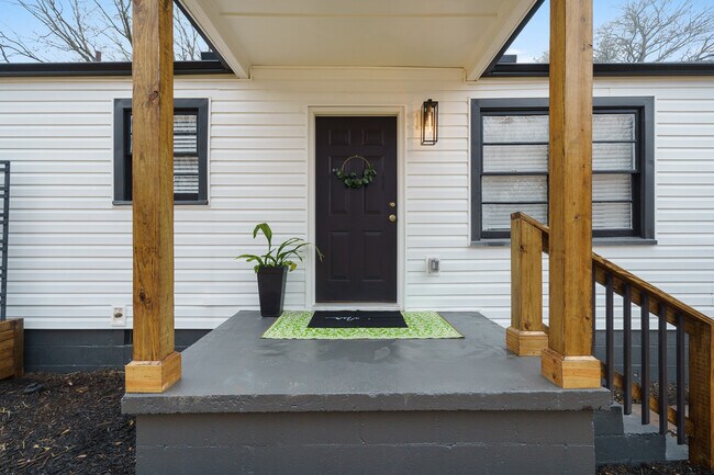 105 Jasmine Dr