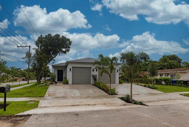 Photo - 1140 NW 1st Ave