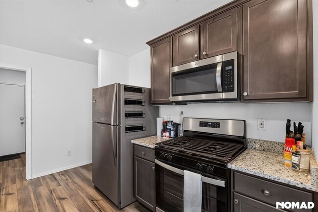 Photo - 985 Berman St SW