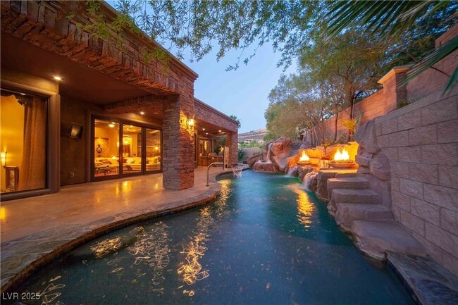 Photo - 514 Mandalay Ct