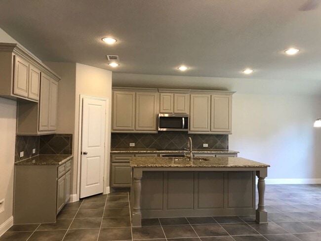 Photo - 16409 Amistad Ave