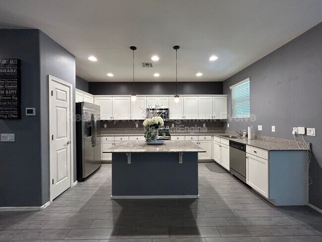 Photo - 2632 N 73rd Glen