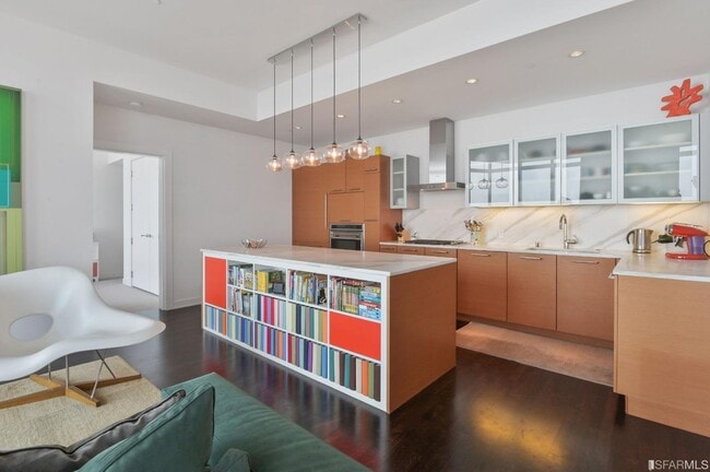 Photo - 301 Mission St