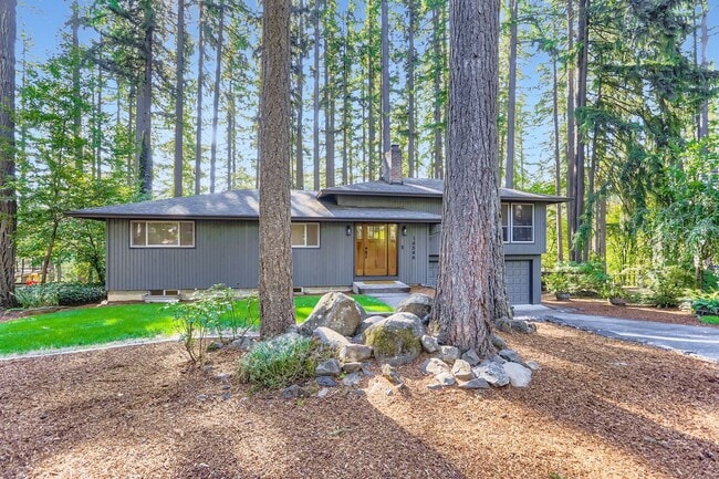 Building Photo - 14546 S Kelmsley Dr