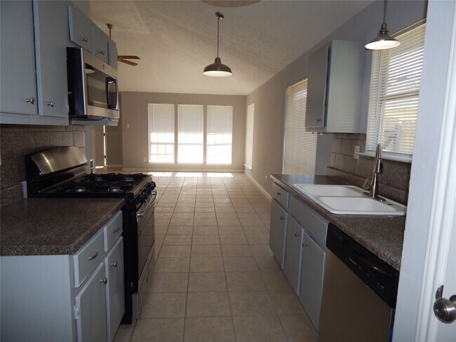 Photo - 20502 Burwood Cir