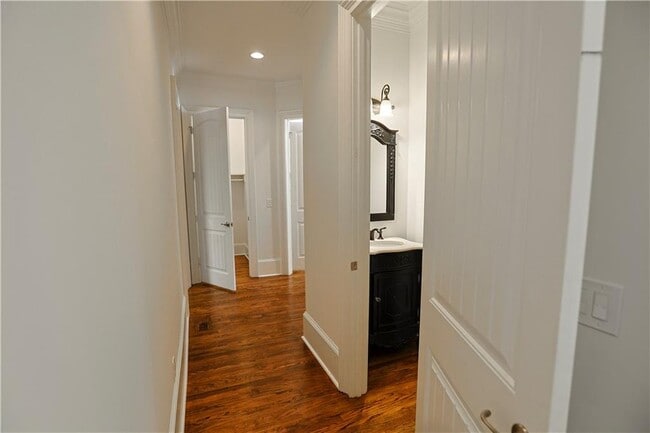 Photo - 1296 Lenox Park Blvd NE